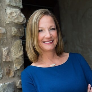 Beth Lindstrom
