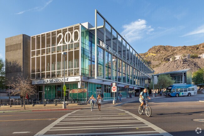 Tempe Transportation Center is located in the North Tempe neighborhood.