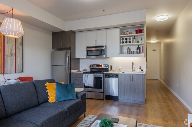 1BR, 1BA - 563SF - Kitchen