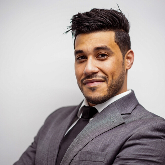 Agent Photo