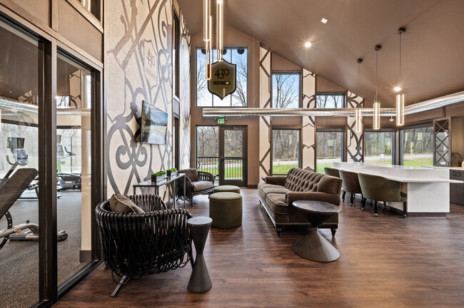 430 Mendota, West Saint Paul, MN 55118 - photo 5