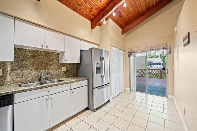 2229 Nova Village Dr, Davie, FL 33317 - photo 3