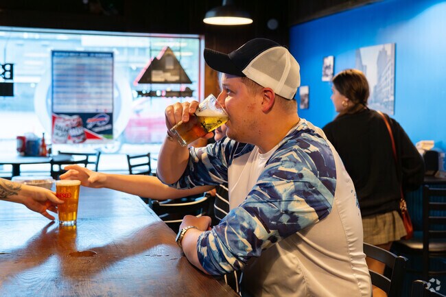 Roc Style Chicken & Burger Bar ihas a five-star rating on Tripadvisor.