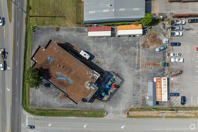 Family Christian Academy campus in Old Hickory has one building.
