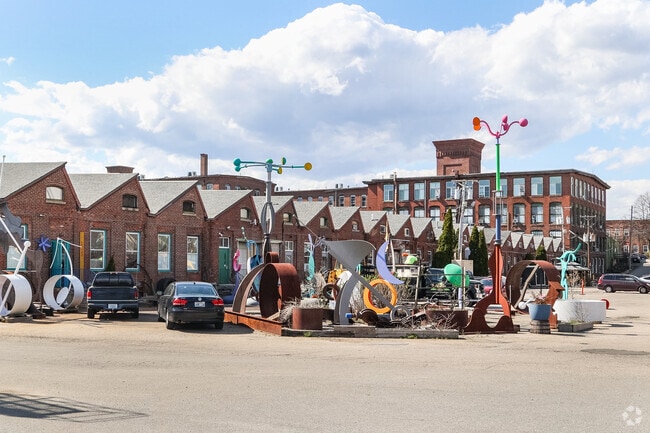 Lorraine Mills is where Fairlawn artists can work and enjoy creative community.