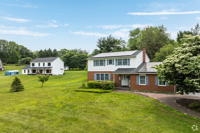 In Landenberg, Colonial Revival homes can come in many different configurations.