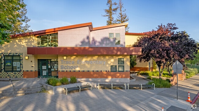 Entrance to Merritt Trace Elementary in San Jose.