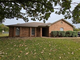 209 W Billington Dr, Robinson, TX 76706