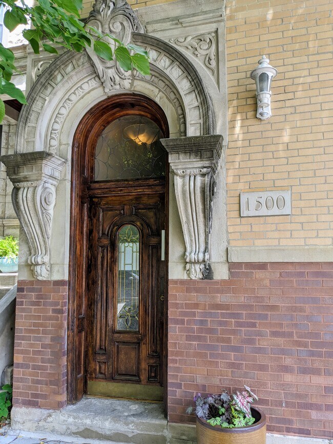 1500 W Polk St, Chicago, IL 60607