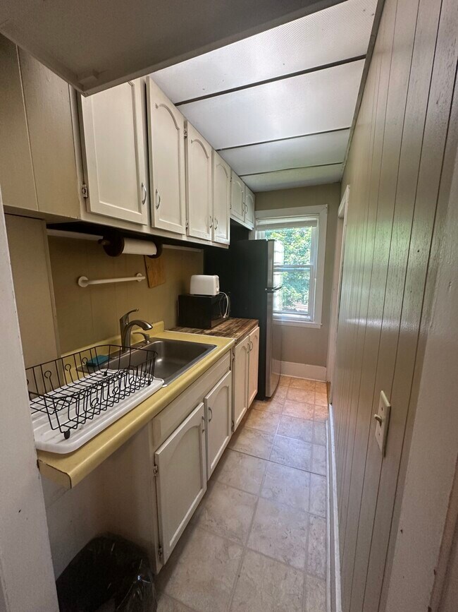 13 Harrison St unit 2, Somerville, MA 02143 - photo 4