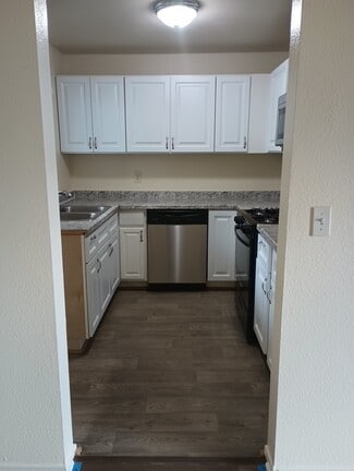 200 W Chestnut St Unit 105, Glendale, CA 91204
