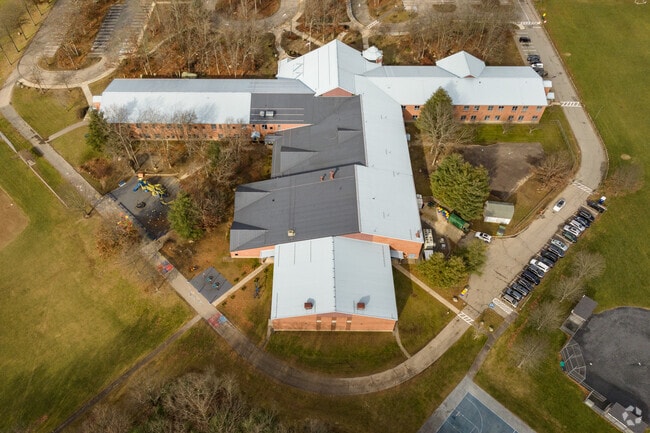 Students in grades 6-8 can attend Remington Middle School in Franklin.