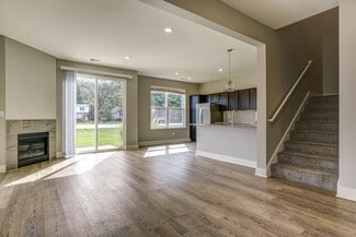 14840 Cleveland St, Spring Lake, MI 49456