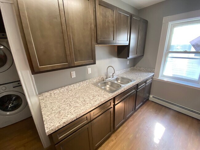 415 Rutger St unit 1, Utica, NY 13501 - photo 6