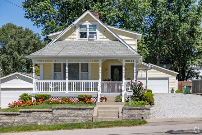 Homes in North Barberton on cozy, well maintained lots.