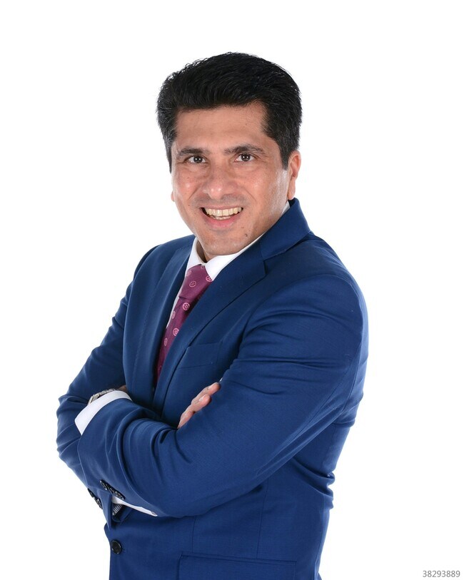 Agent Photo