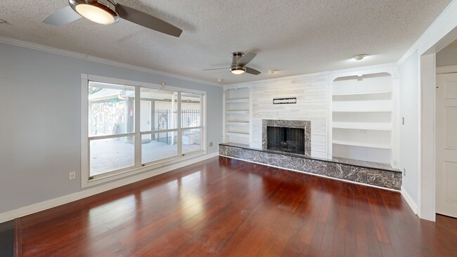 4804 Chateau Dr, Metairie, LA 70002 - photo 3