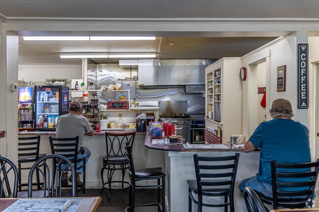 Coffee Break Cafe offers daily breakfast in the town of Hampden.