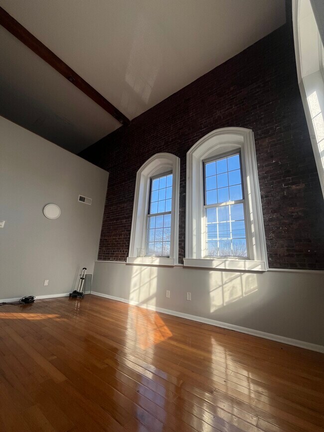 491 Valley St unit 11, Orange, NJ 07050 - photo 3