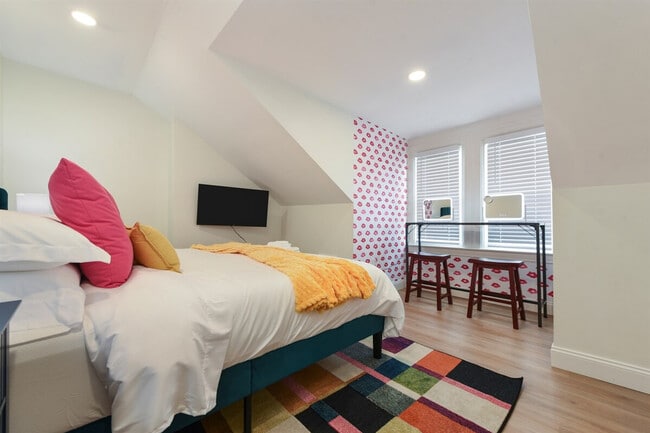 1814 Rhine St unit ID1290667P, Pittsburgh, PA 15212 - photo 4