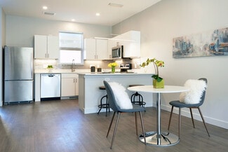 47 Savannah St, Rochester, NY 14607