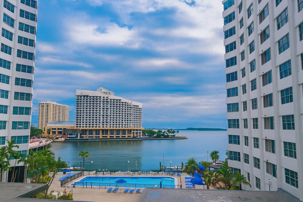 Four Ambassadors Condominiums unit 542, Miami, FL 33131 - photo 1