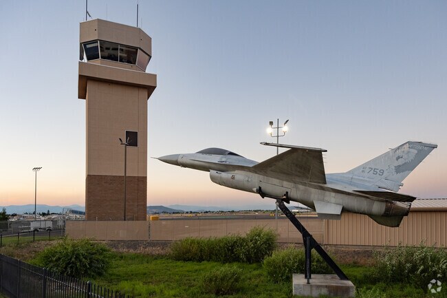Most Northwest Ashland flights come through Rogue Valley International Medford Airport.