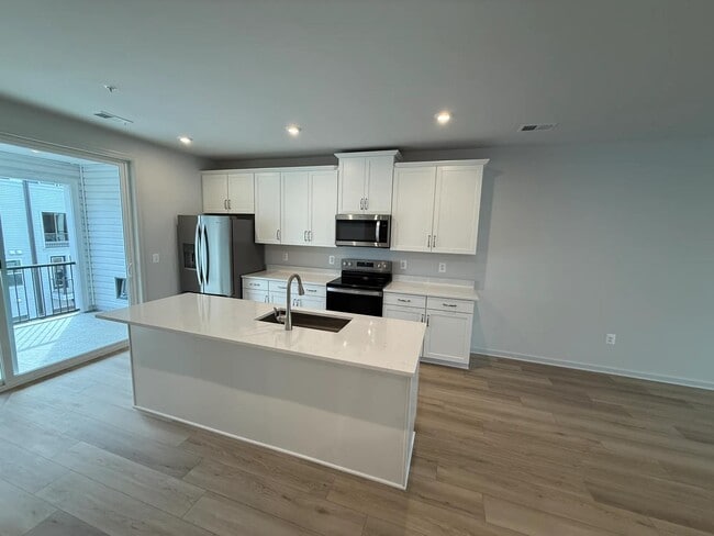 Neabsco Commons, Woodbridge, VA 22191 - photo 3