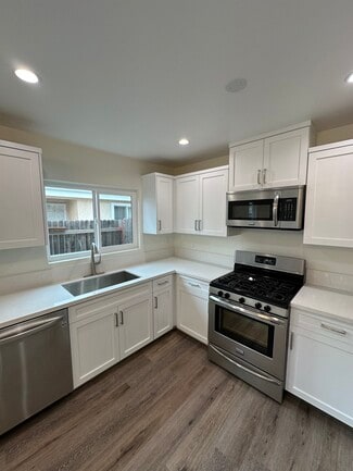 3623 W 105th St, Inglewood, CA 90303