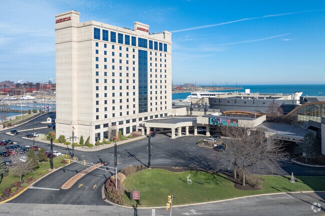 Ameristar Casino is a huge entertainment center conveniently located nearby Calumet.