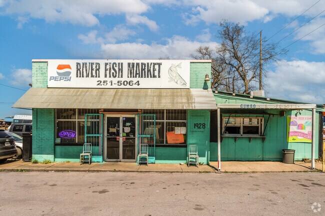 Established in the 1930's North Birmingham locals have enjoyed the River Fish Market.