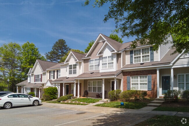 There are many townhouses in Boone Valley.