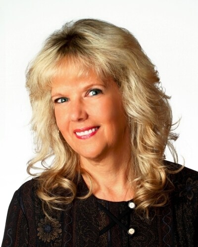 Suzanne Myers Kmiecik