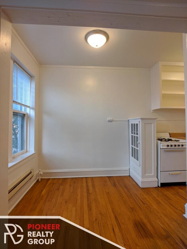 4635 N Paulina St unit 4631-409, Chicago, IL 60640 - photo 4