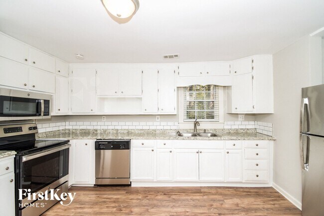 3966 Oglesby Rd, Powder Springs, GA 30127 - photo 6