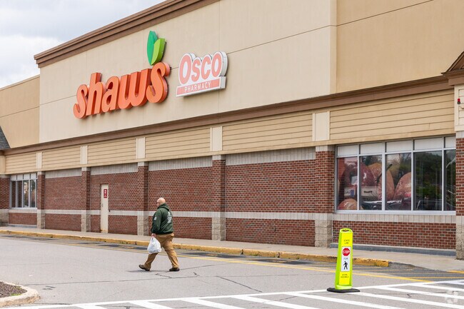 Bow residents can shop for groceries at Shaw's Market.