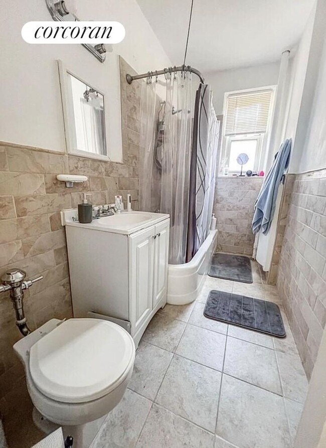 64-85-85 Saunders St, Queens, NY 11374 - photo 2