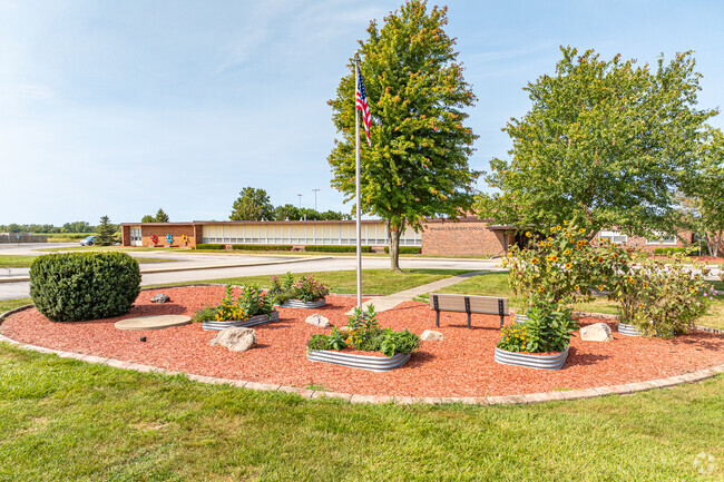 McGaughey Elementary School is located at 1320 W Main St. Mount Zion, IL. 62549.
