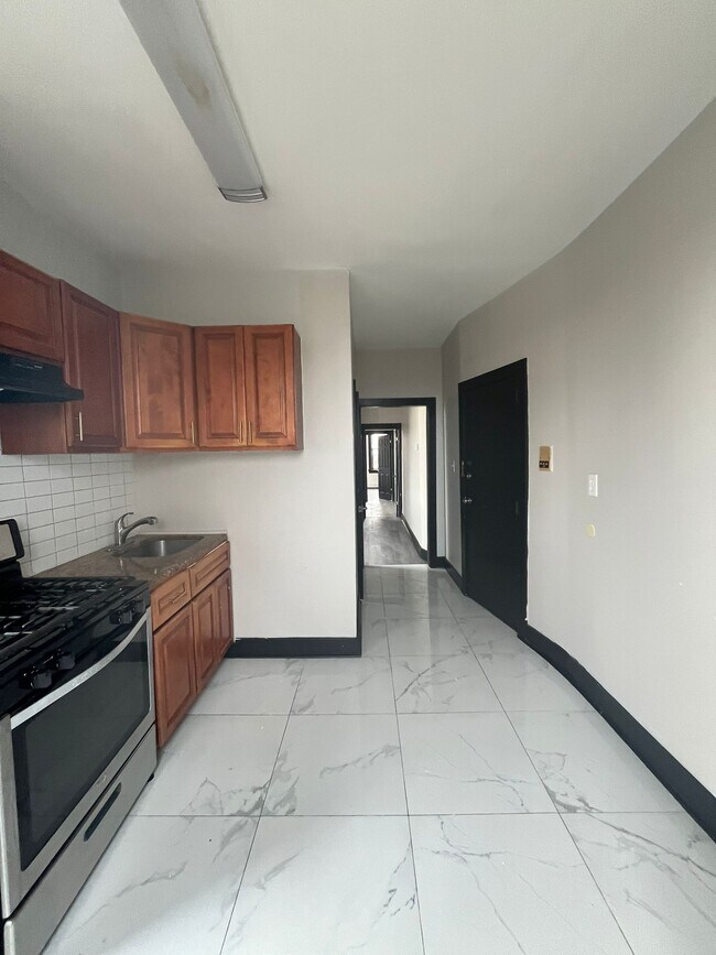 90 E 25th St unit 12, Bayonne, NJ 07002 - photo 6