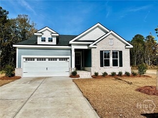 107 Glendale Cir, Richmond Hill, GA 31324