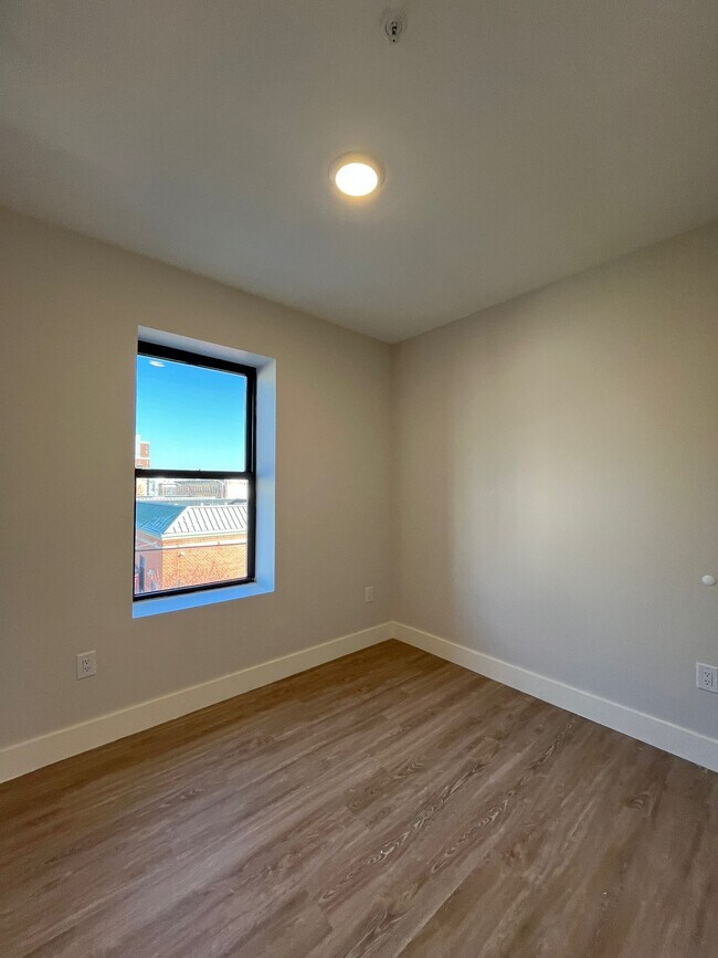 268 Martin Luther King jr Dr unit 3C, Jersey City, NJ 07305 - photo 7