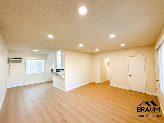 13115 Oxnard St unit 19, Van Nuys, CA 91401 - photo 5