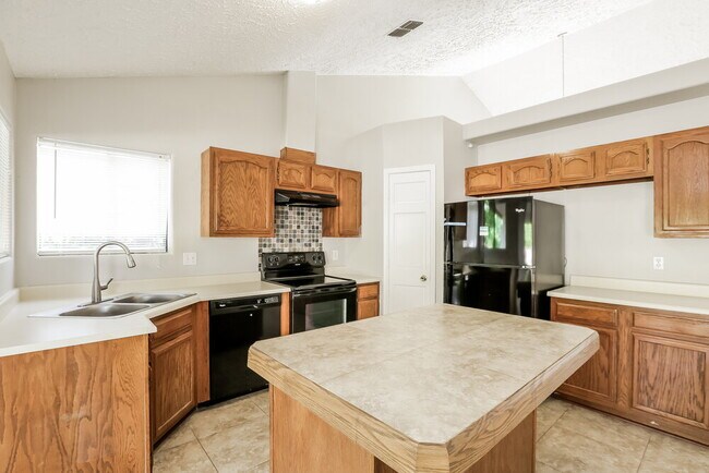 16810 S 29th Place, Phoenix, AZ 85048 - photo 7