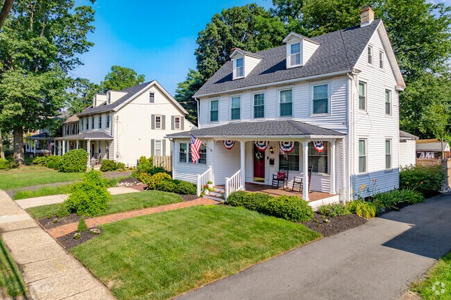Colonial homes with front porches can be found along Warren Street in Edgewater Park.