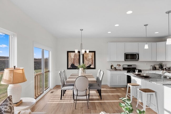 28905 Old Court Dr, Foristell, MO 63348 - photo 3