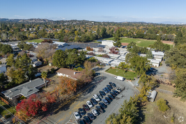 Sequoia Middle School is located in Pleasant Hill, California.