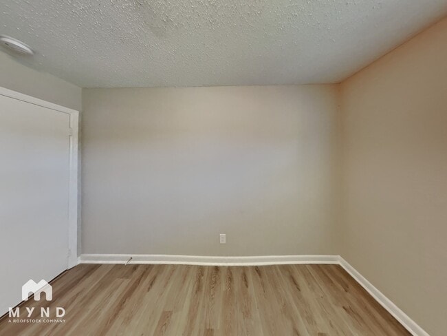 1835 Mountainbrook Dr, Gastonia, NC 28052 - photo 7