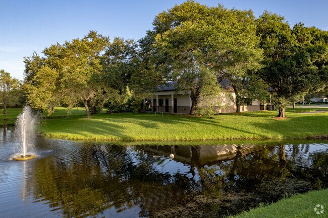 Flamingo Park in Sunrise, FL offers a tranquil and quiet place to relax and enjoy nature.