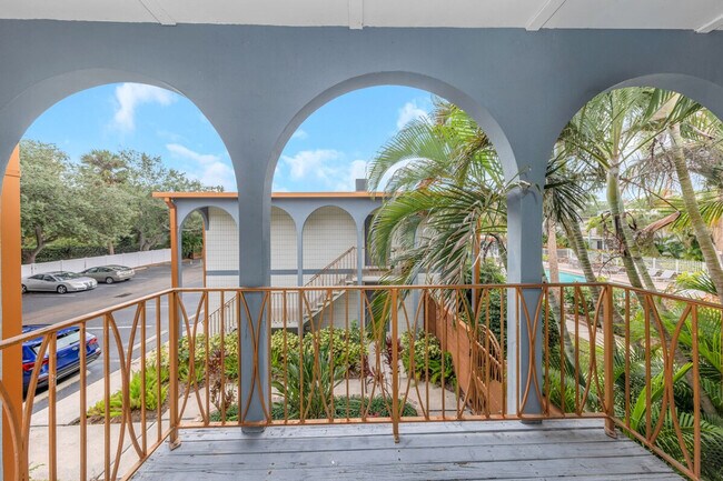 4403 W Cleveland St unit ID1365973P, Tampa, FL 33609 - photo 6