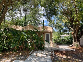 2739 Fillmore St, Hollywood, FL 33020